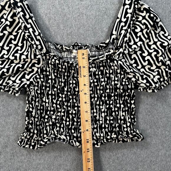Monteau Los Angeles Puff Sleeve Smocked Crop Top Linen Blend Size XL Black/White - Picture 4 of 8